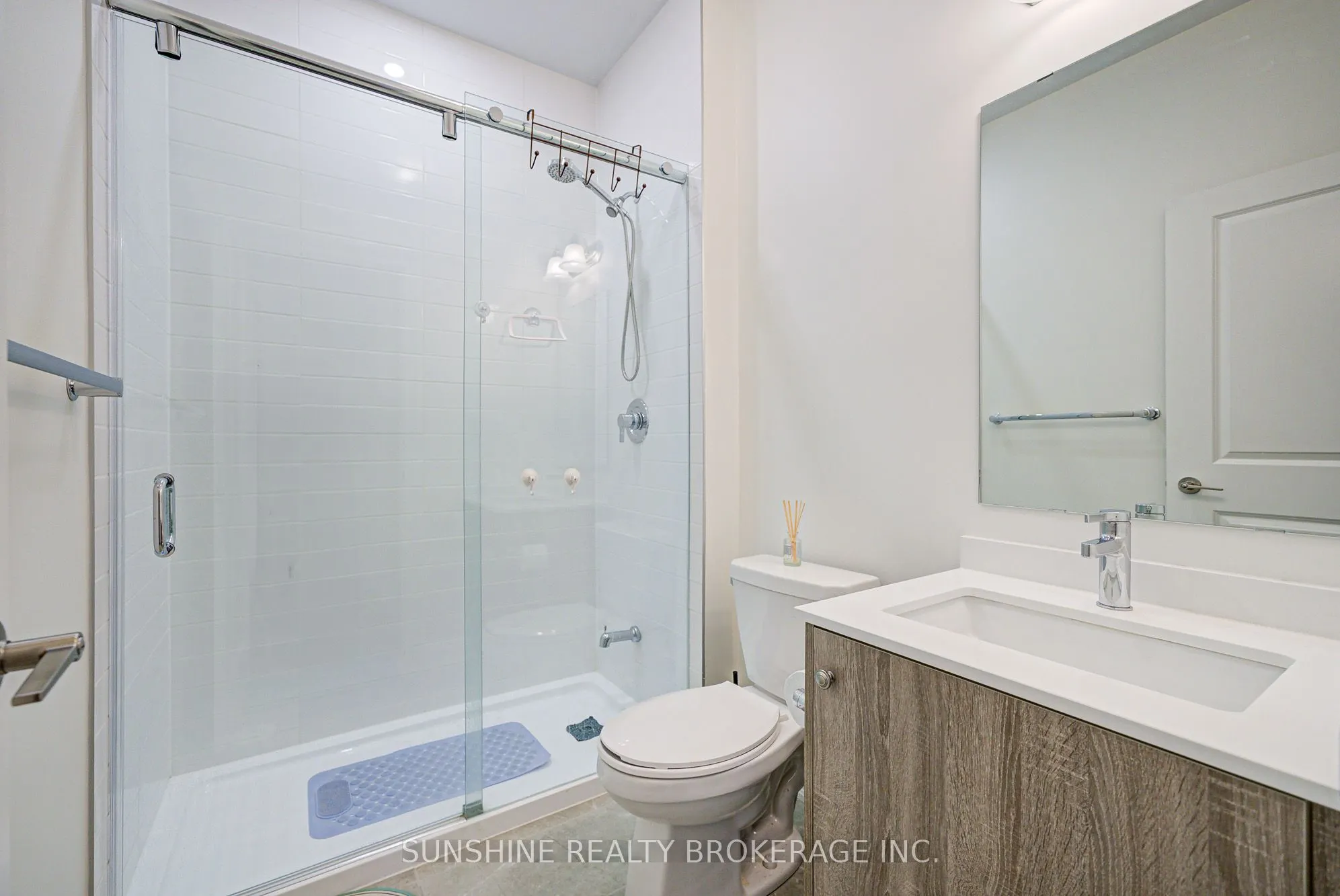 8 Mel Irving Drive