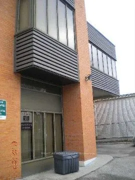 10168 Yonge Street, #204