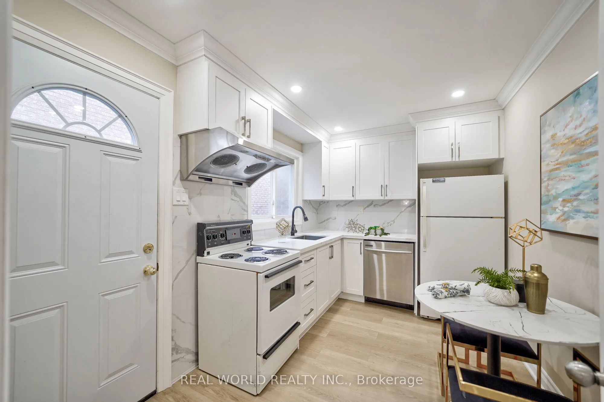 333 Glen Shields Avenue