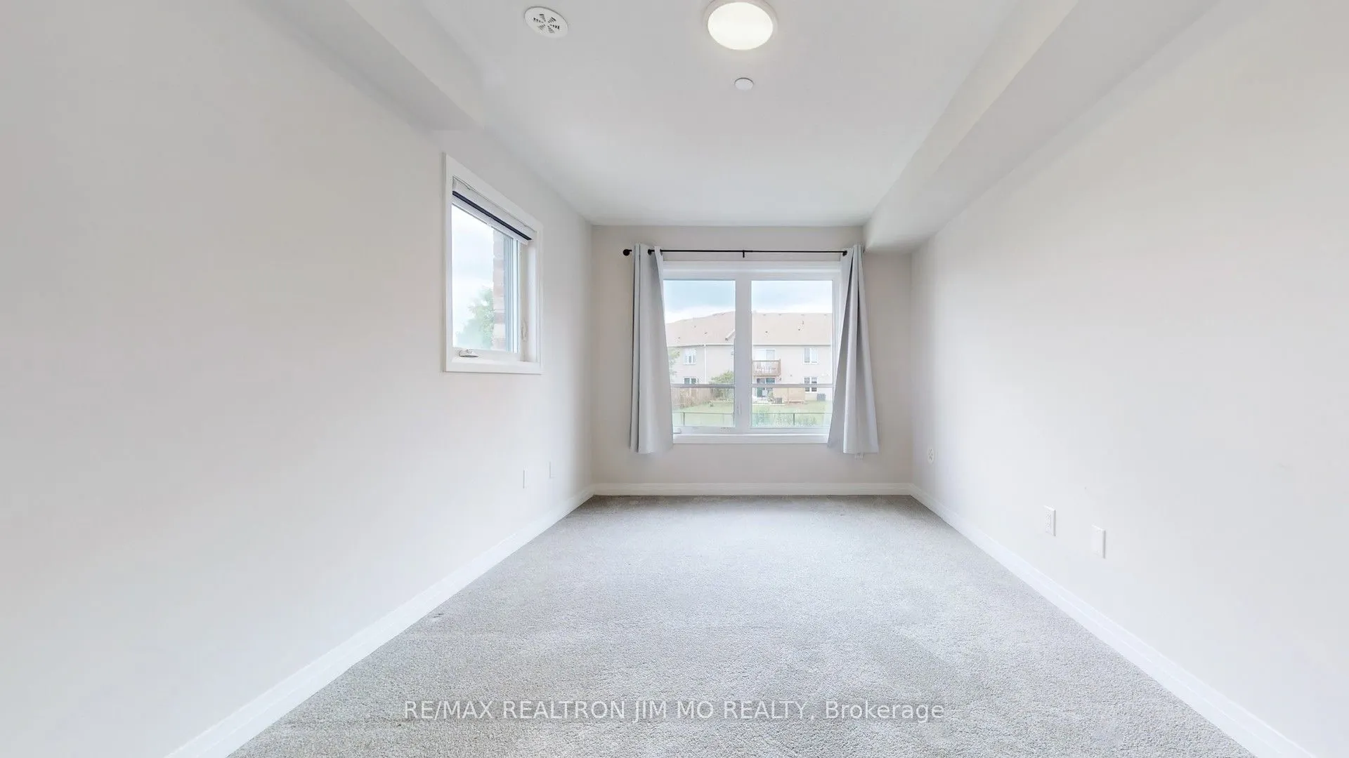 50 Baynes Way, #16