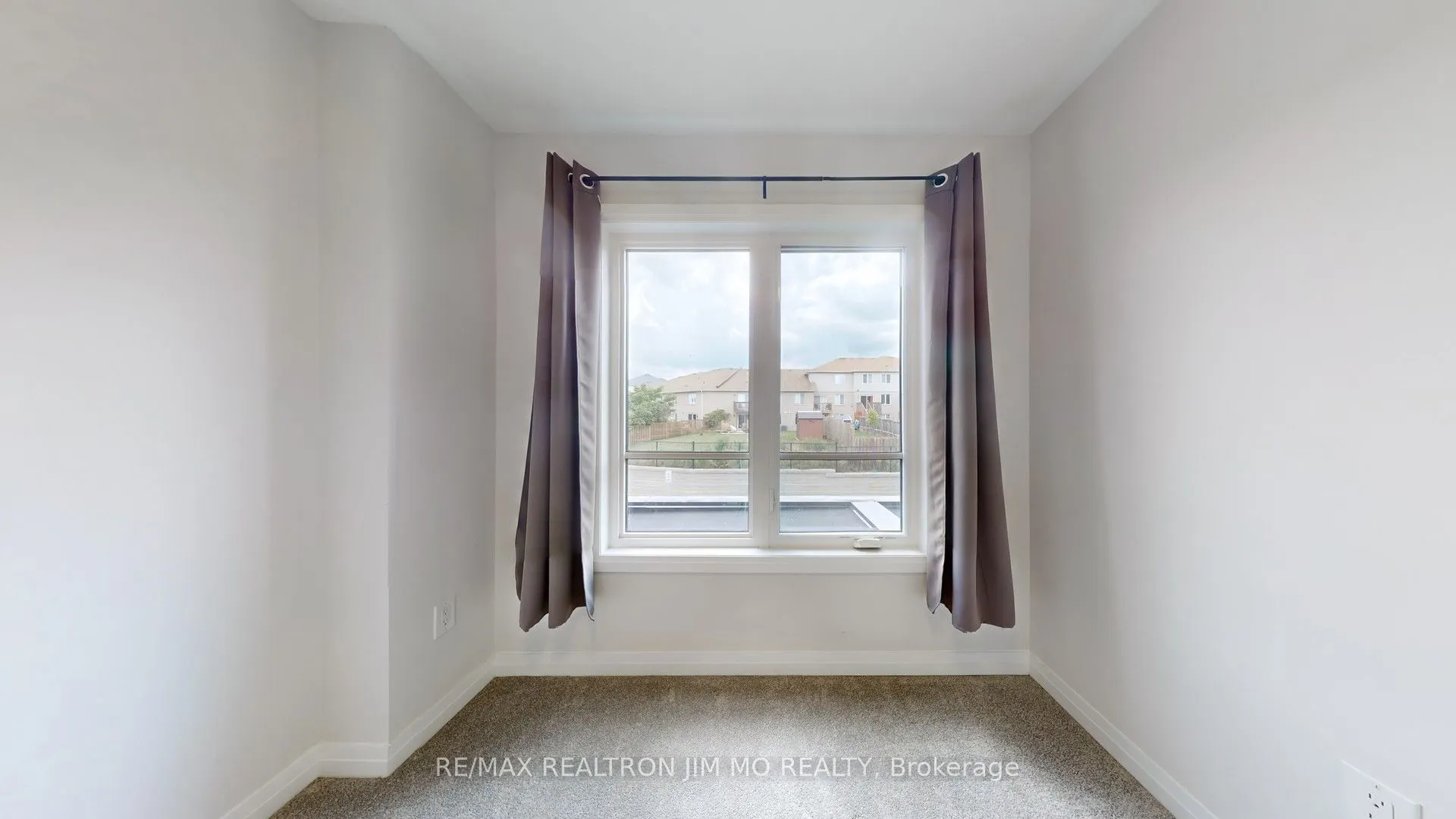 50 Baynes Way, #16