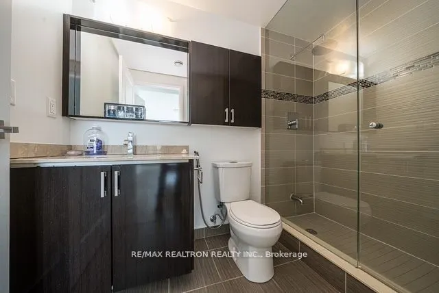 7171 Yonge Street, #PH0305