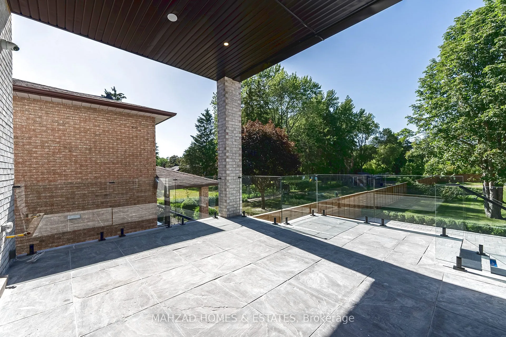 28 Scott Drive