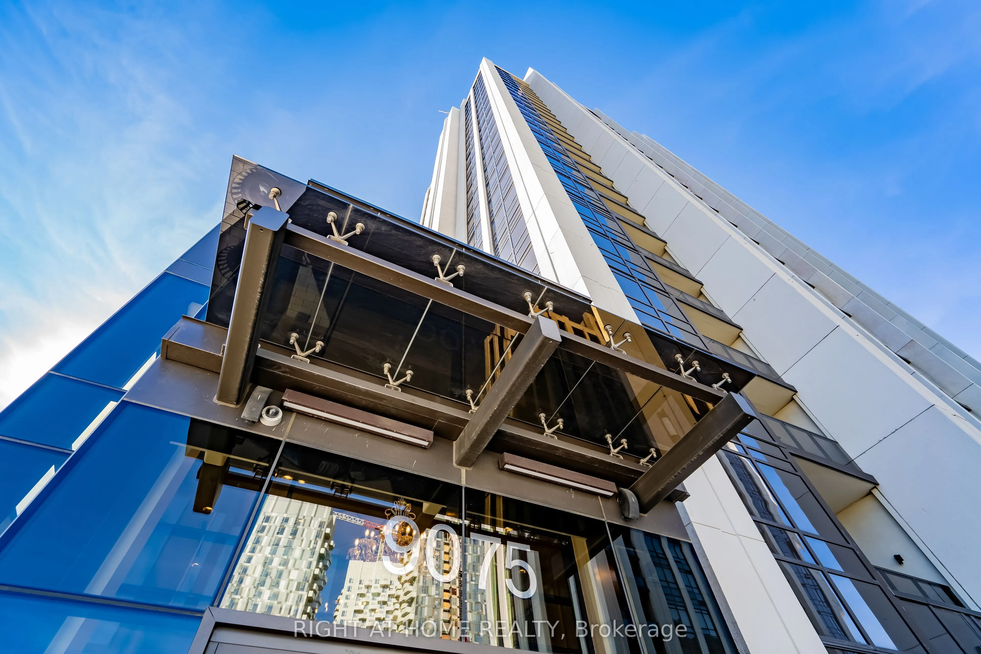 9075 Jane Street, #2309