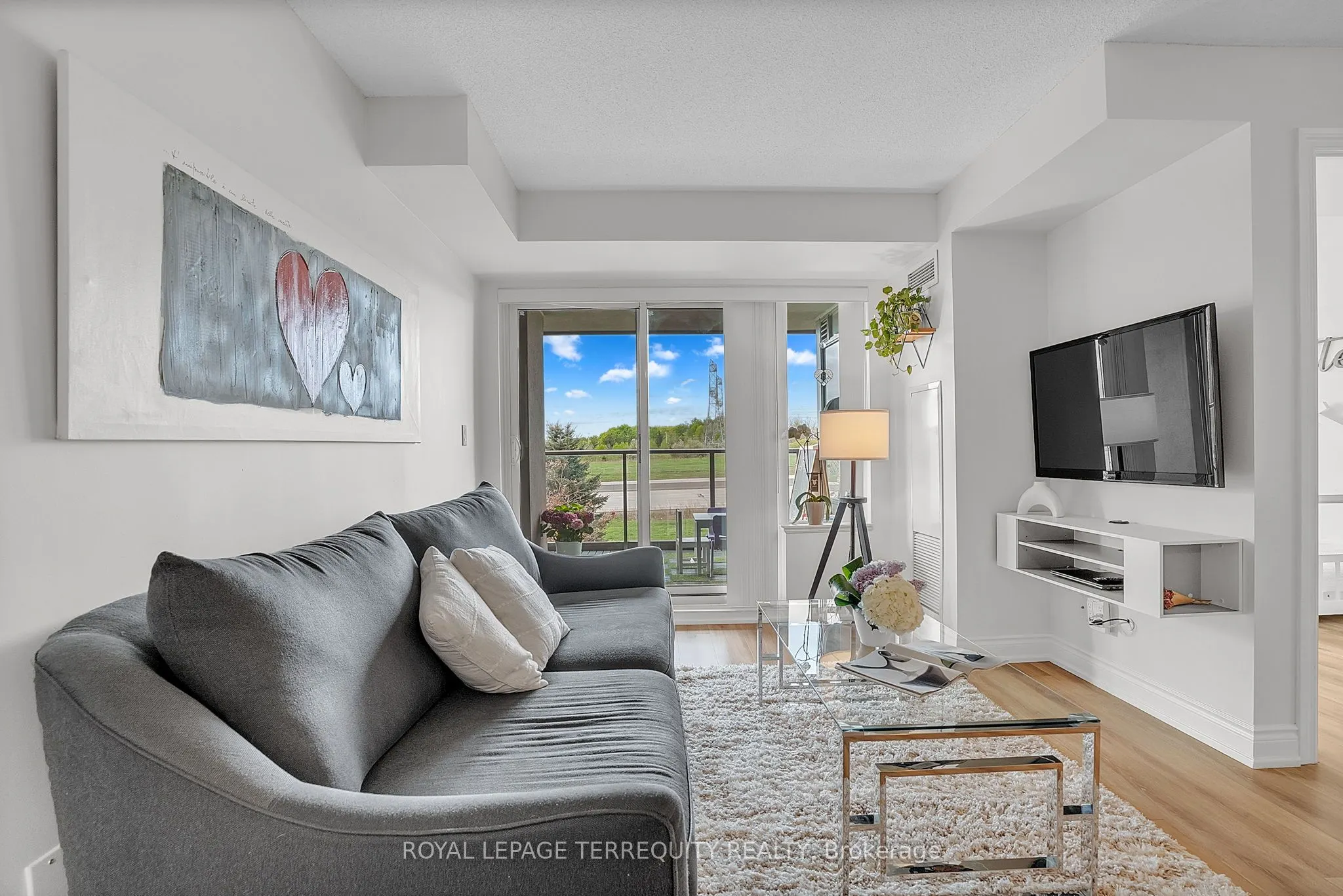 273 South Park Road, #210