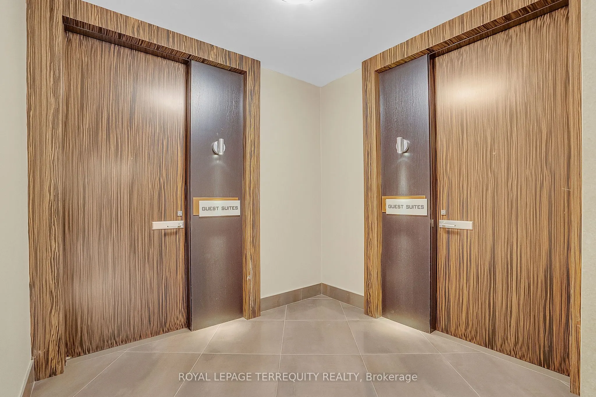 273 South Park Road, #210
