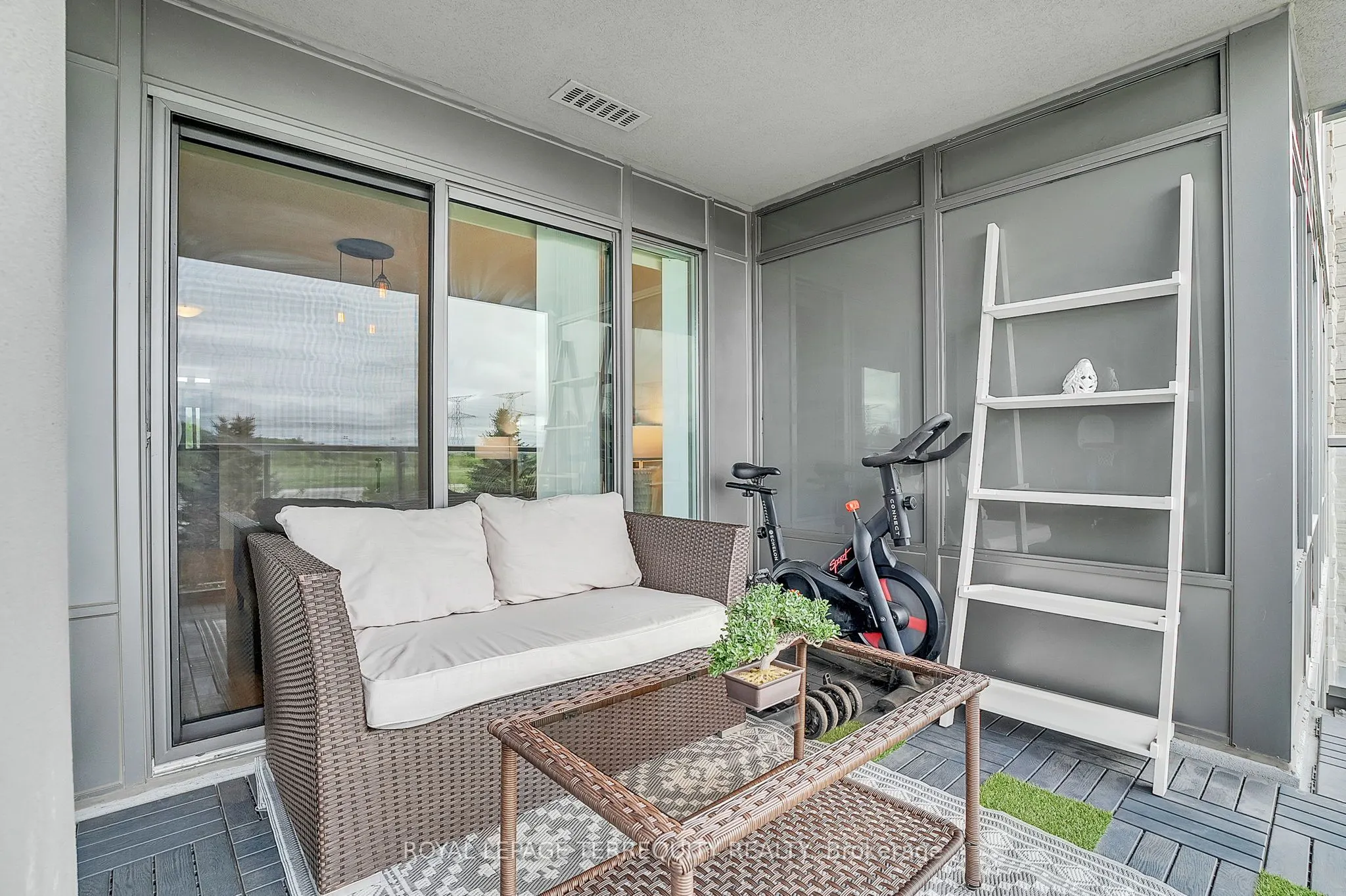 273 South Park Road, #210