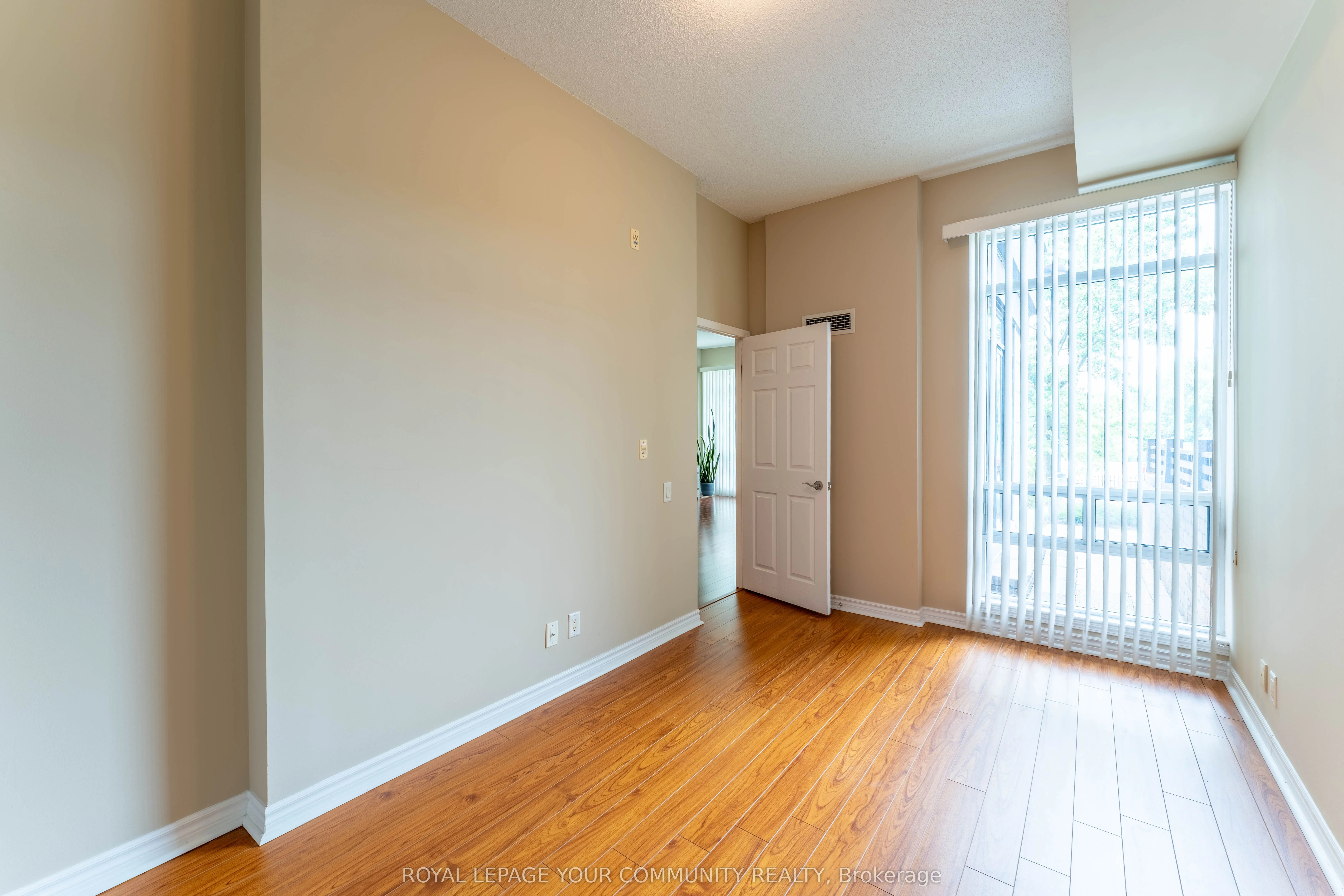 11121 Yonge Street, #110