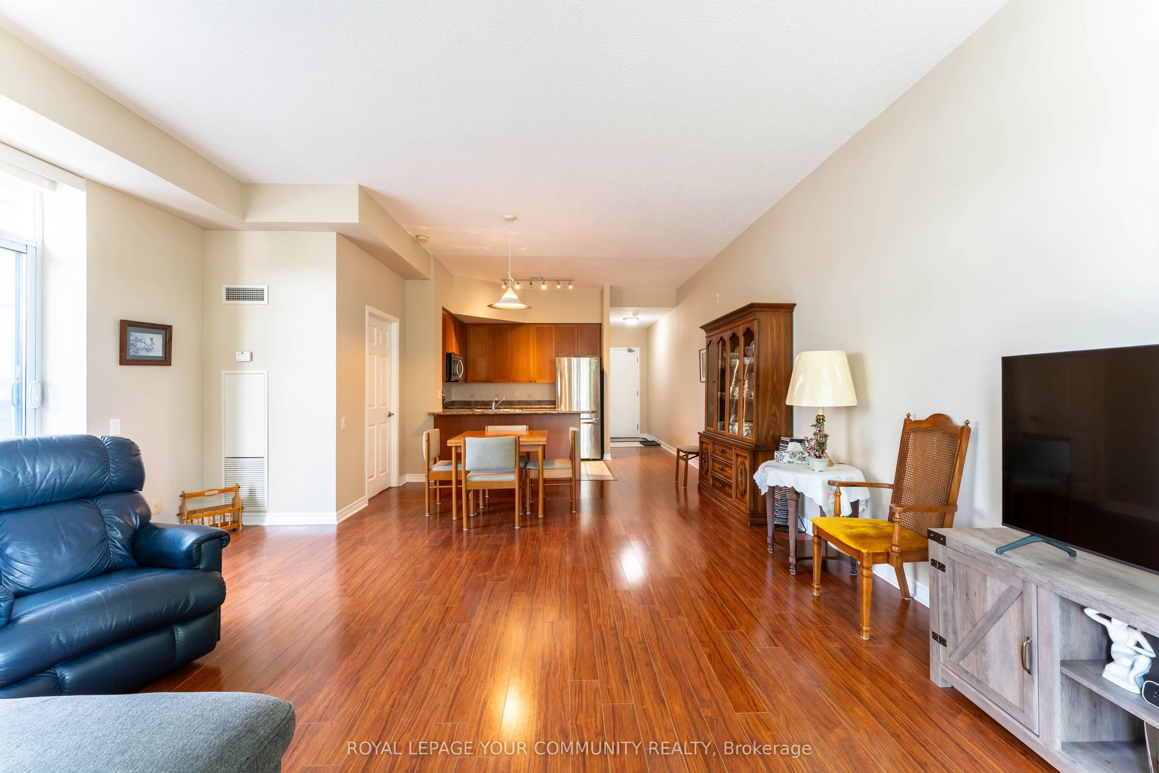 11121 Yonge Street, #110