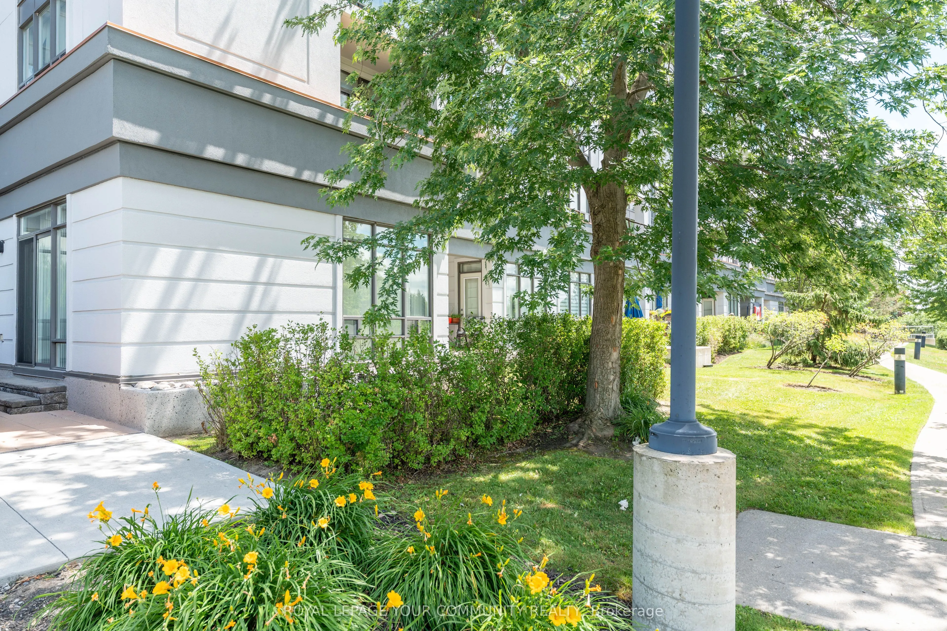 11121 Yonge Street, #110