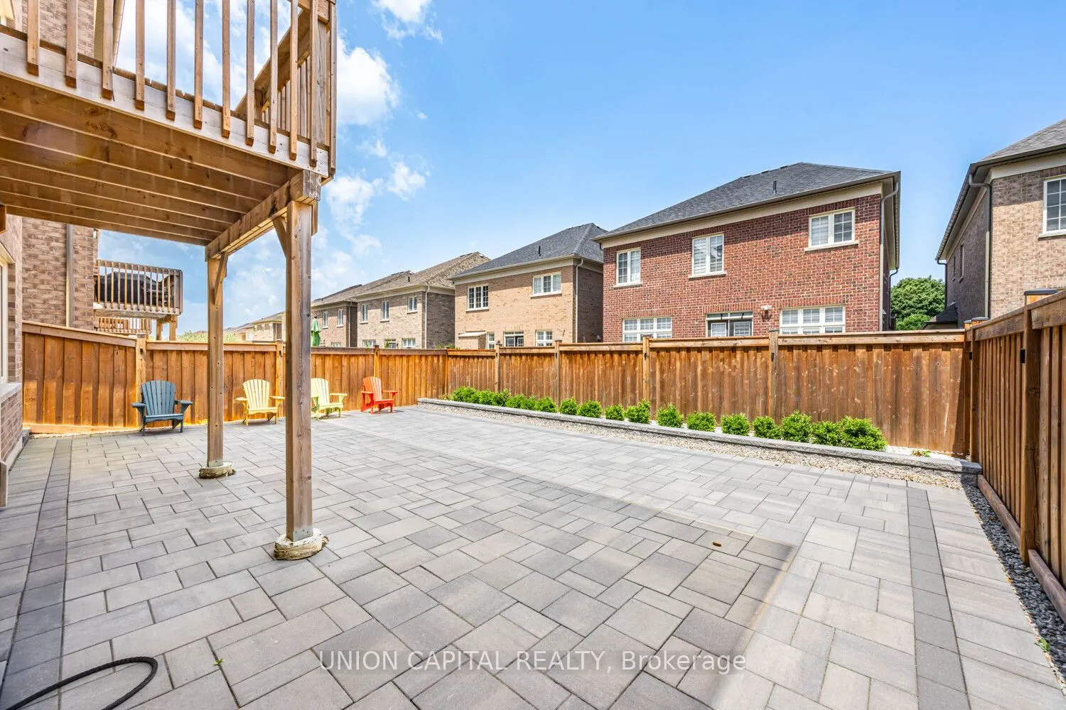 8 Drizzel Crescent