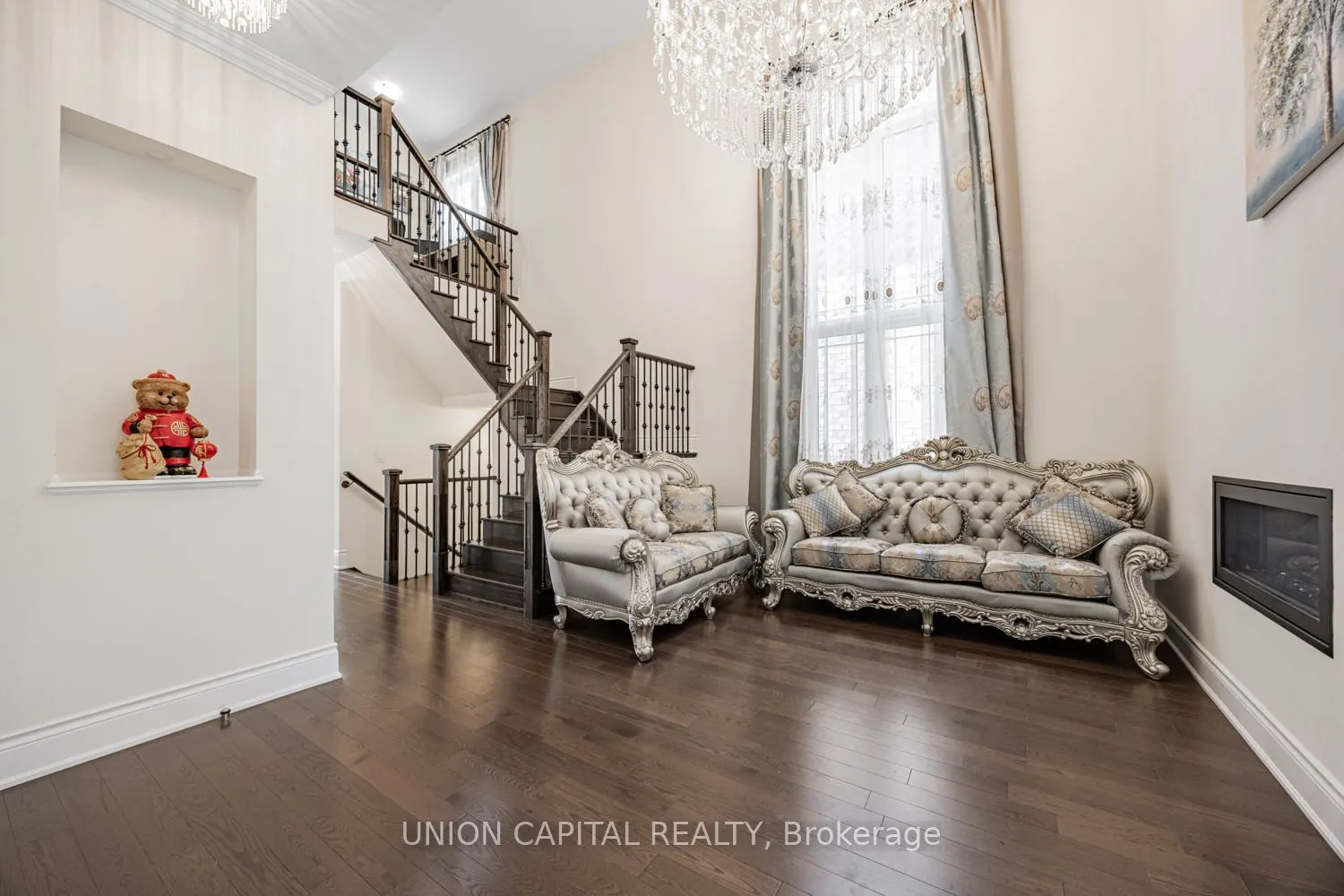 8 Drizzel Crescent