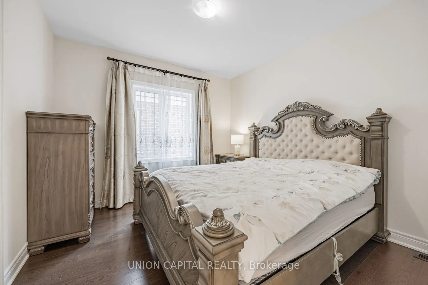 8 Drizzel Crescent