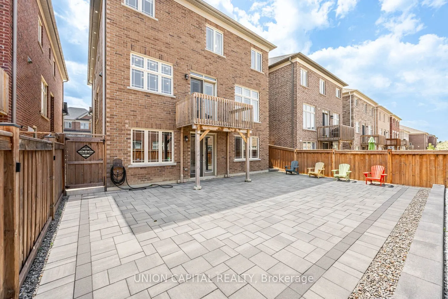 8 Drizzel Crescent