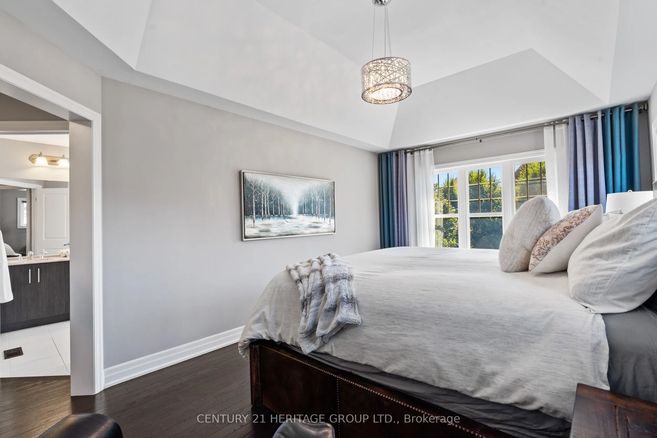 64 Wells Orchard Crescent
