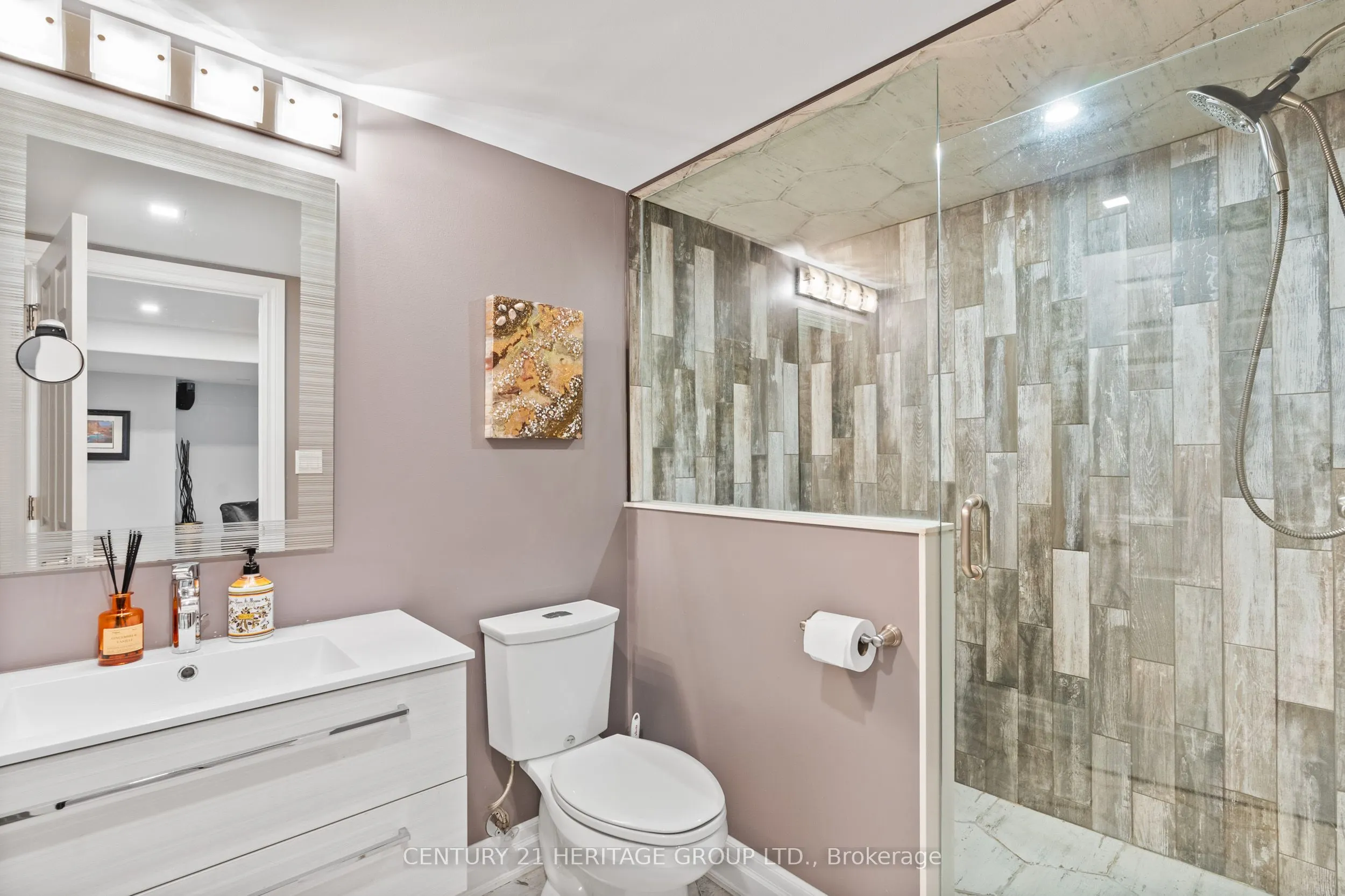 64 Wells Orchard Crescent