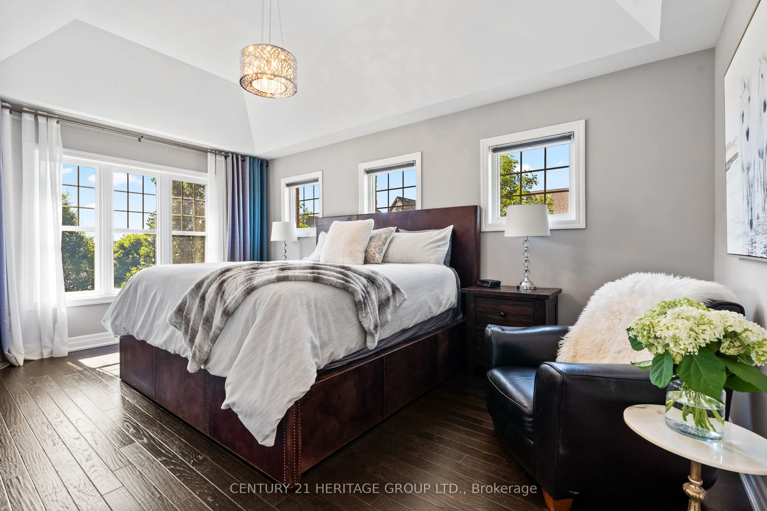 64 Wells Orchard Crescent