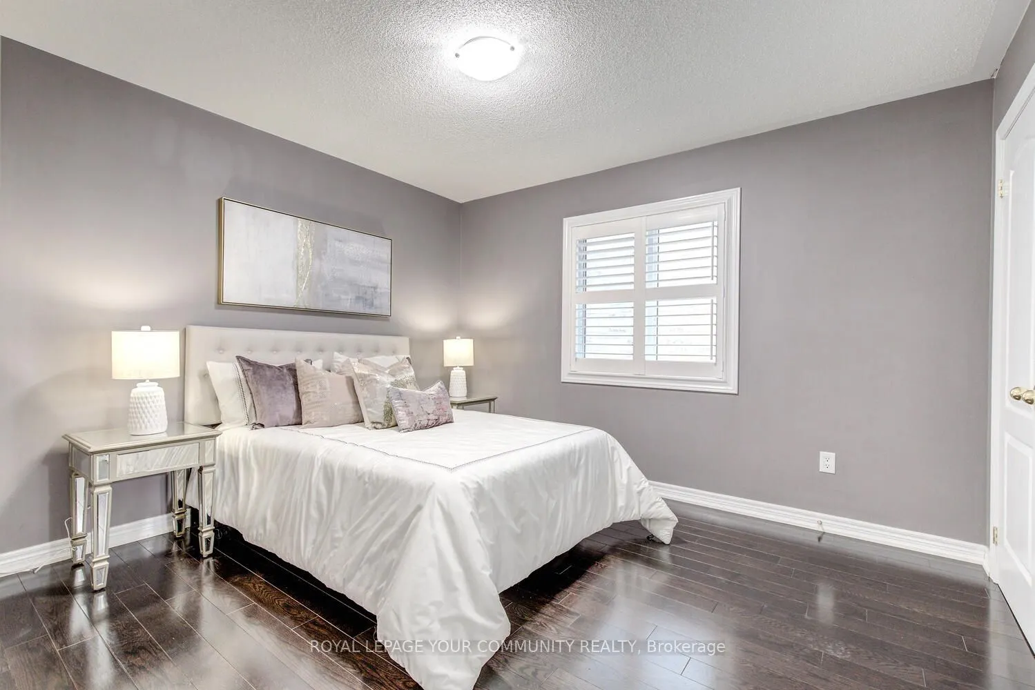 35 Chayna Crescent
