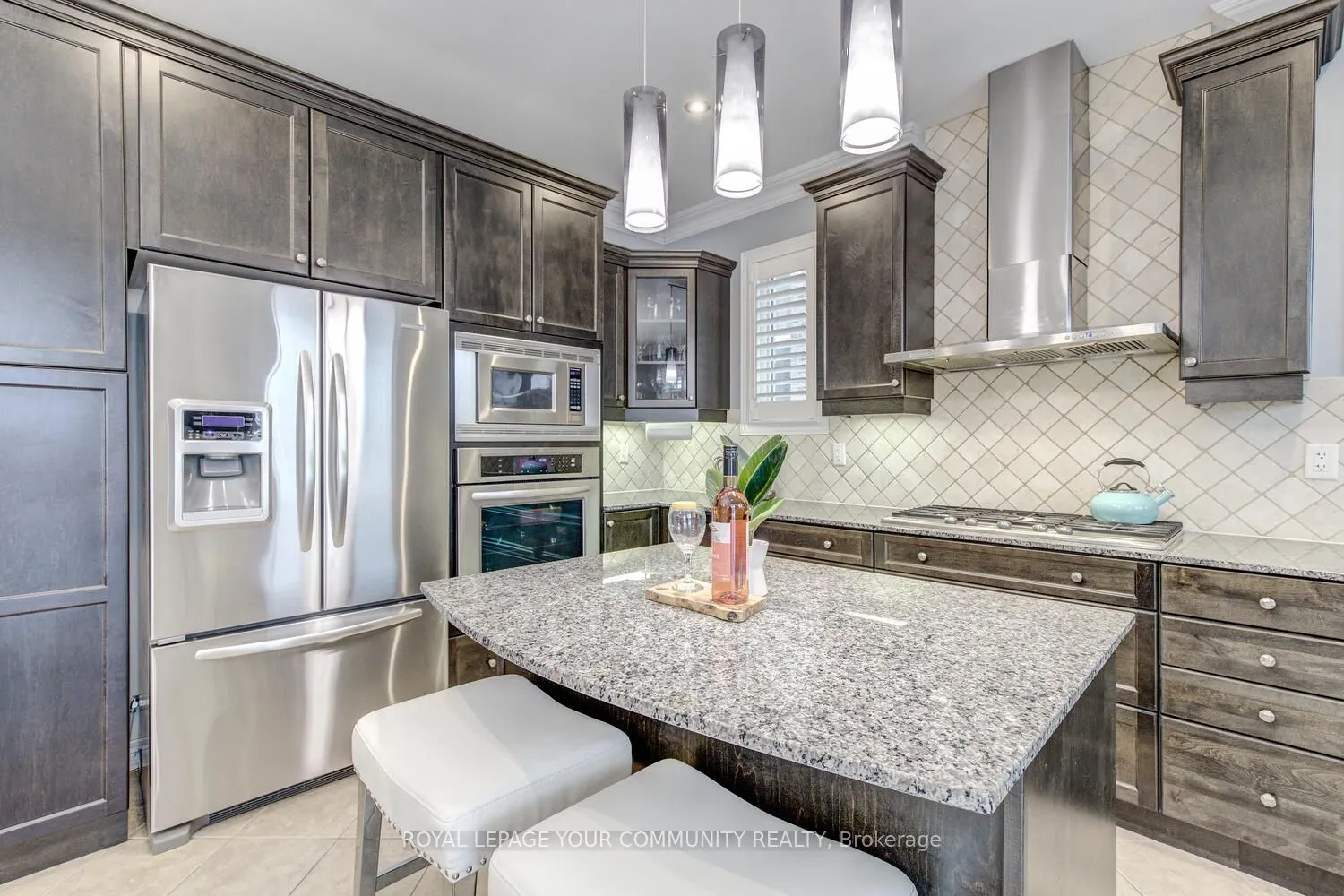 35 Chayna Crescent
