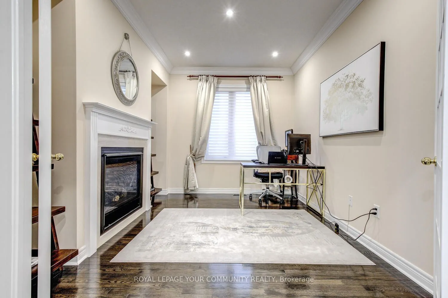 35 Chayna Crescent