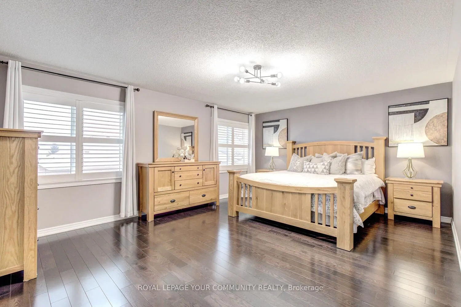 35 Chayna Crescent