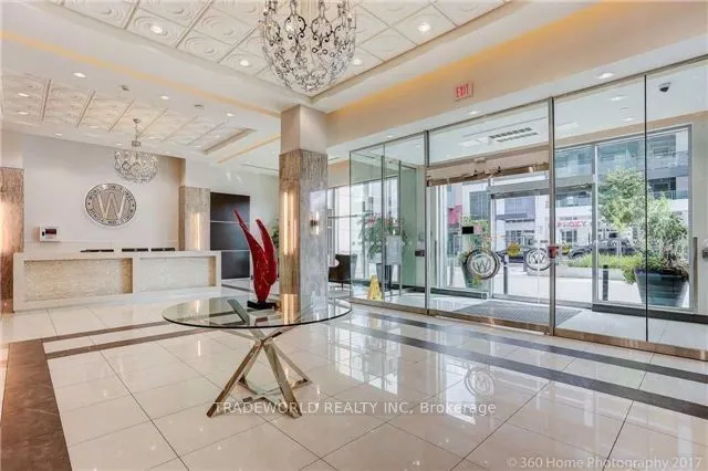 7171 Yonge Street, #901