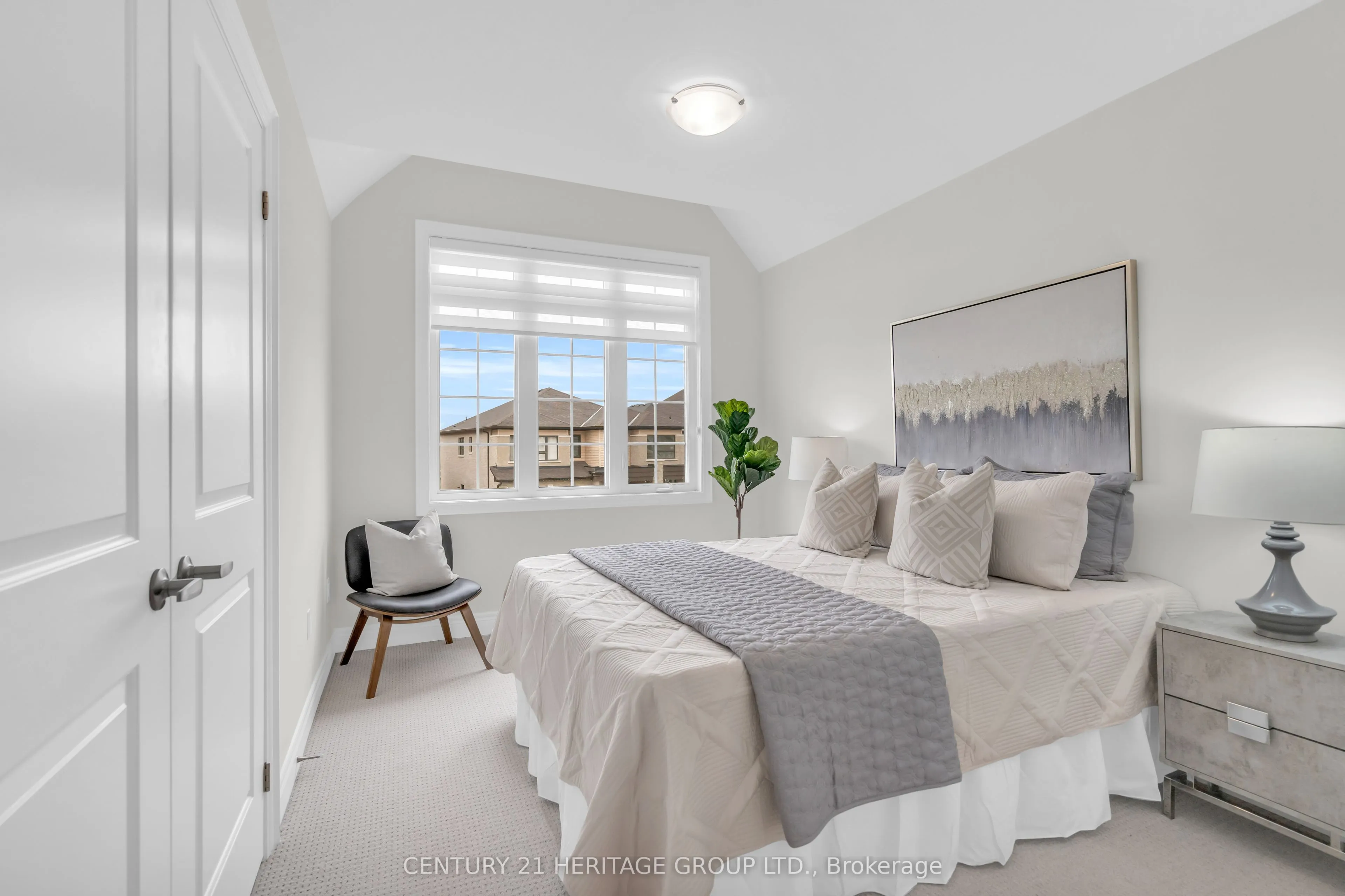 69 Strathgreen Lane