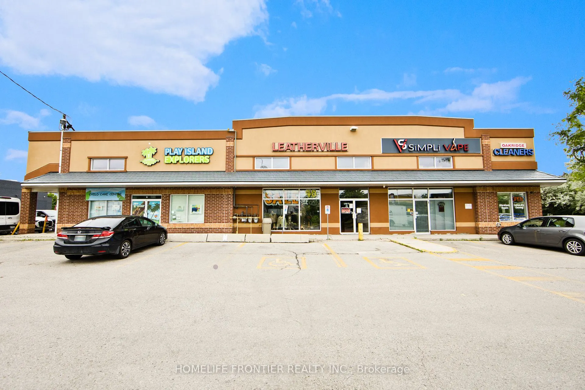 13390 Yonge Street