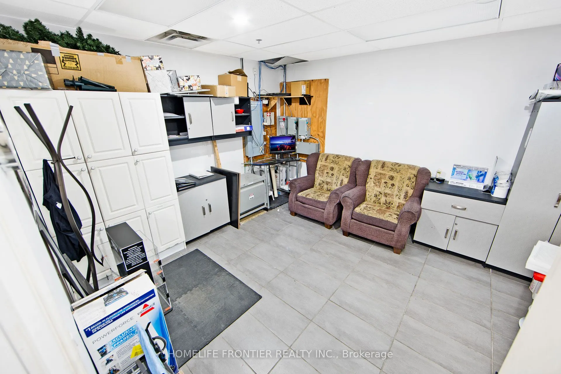 13390 Yonge Street