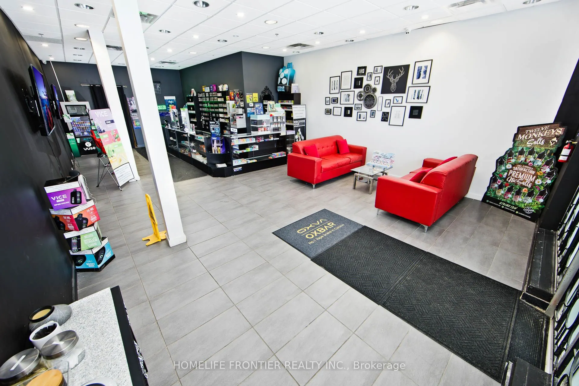 13390 Yonge Street