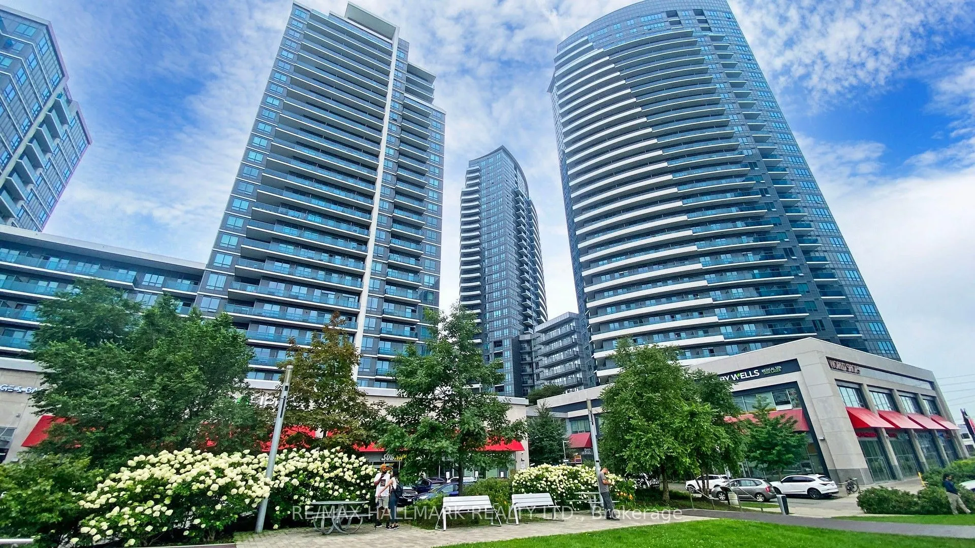 7171 Yonge Street, #2205