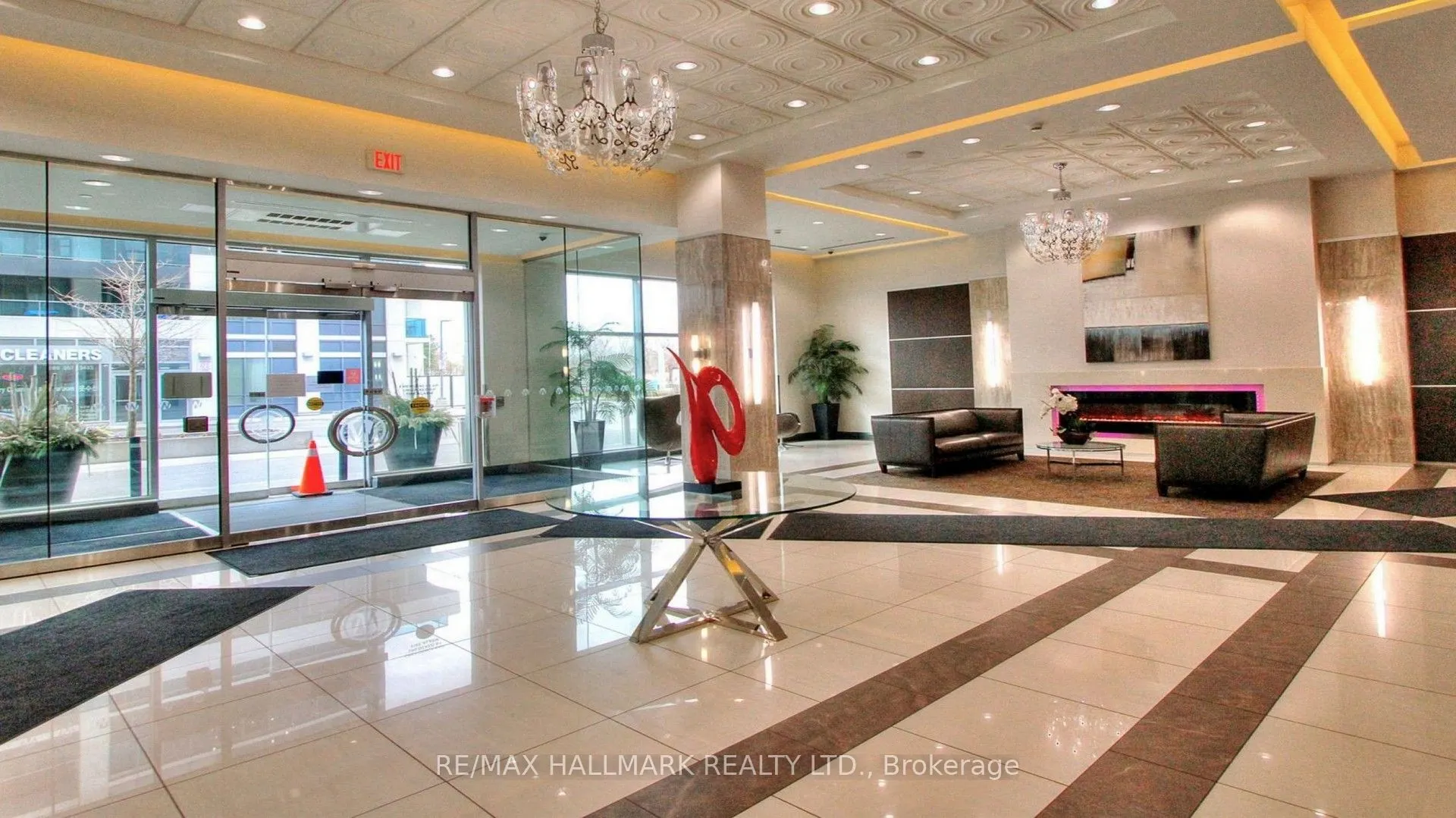 7171 Yonge Street, #2205