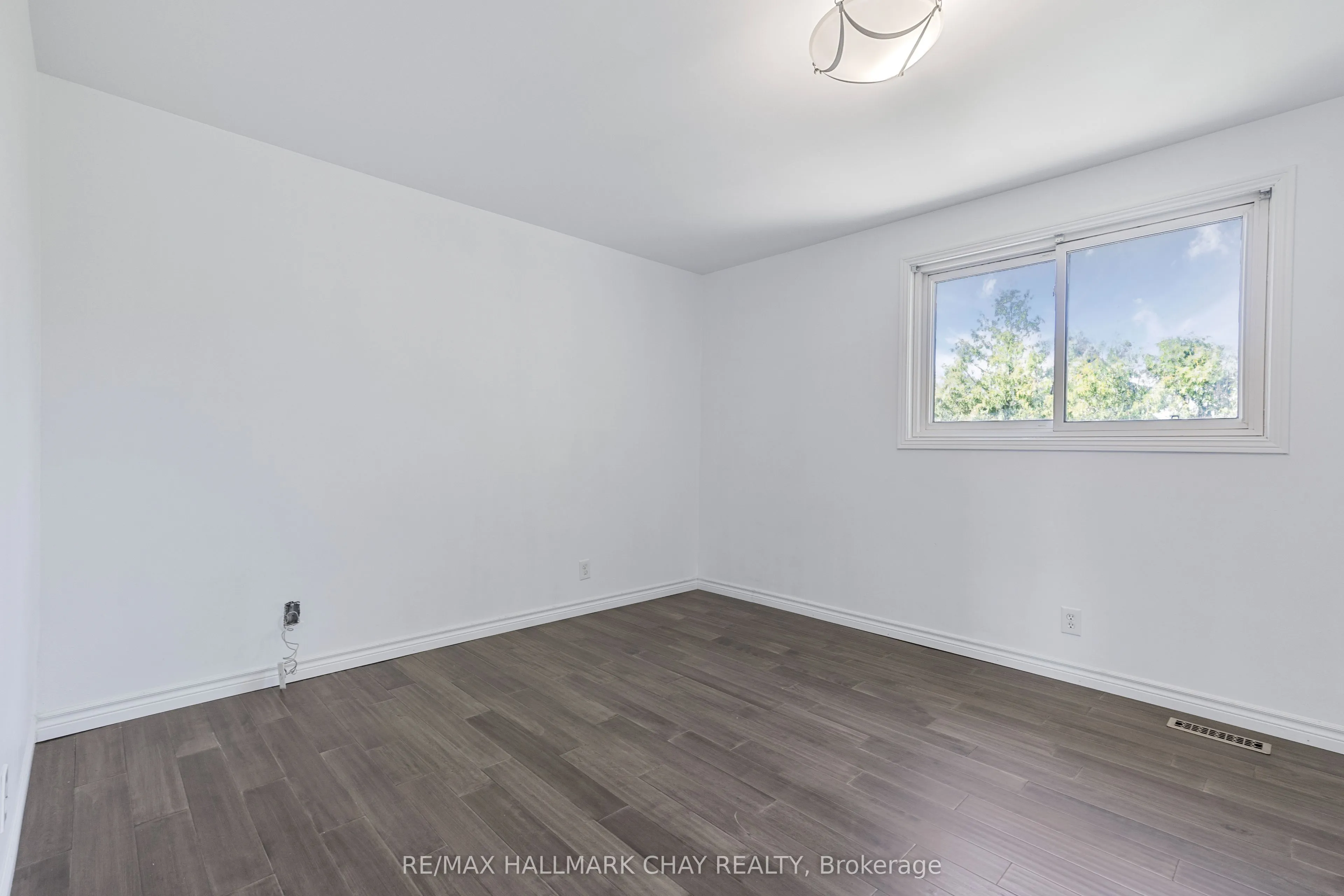 492 Britannia Avenue