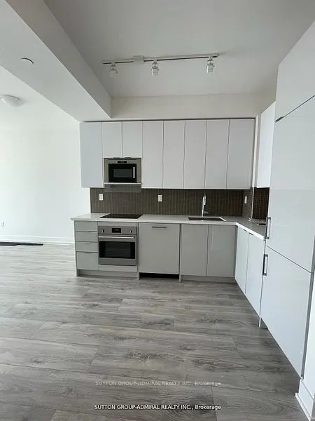 2908 Highway 7, #1101