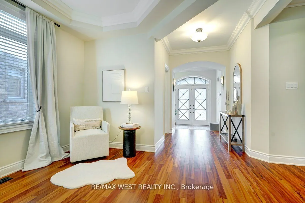 242 Marc Santi Boulevard