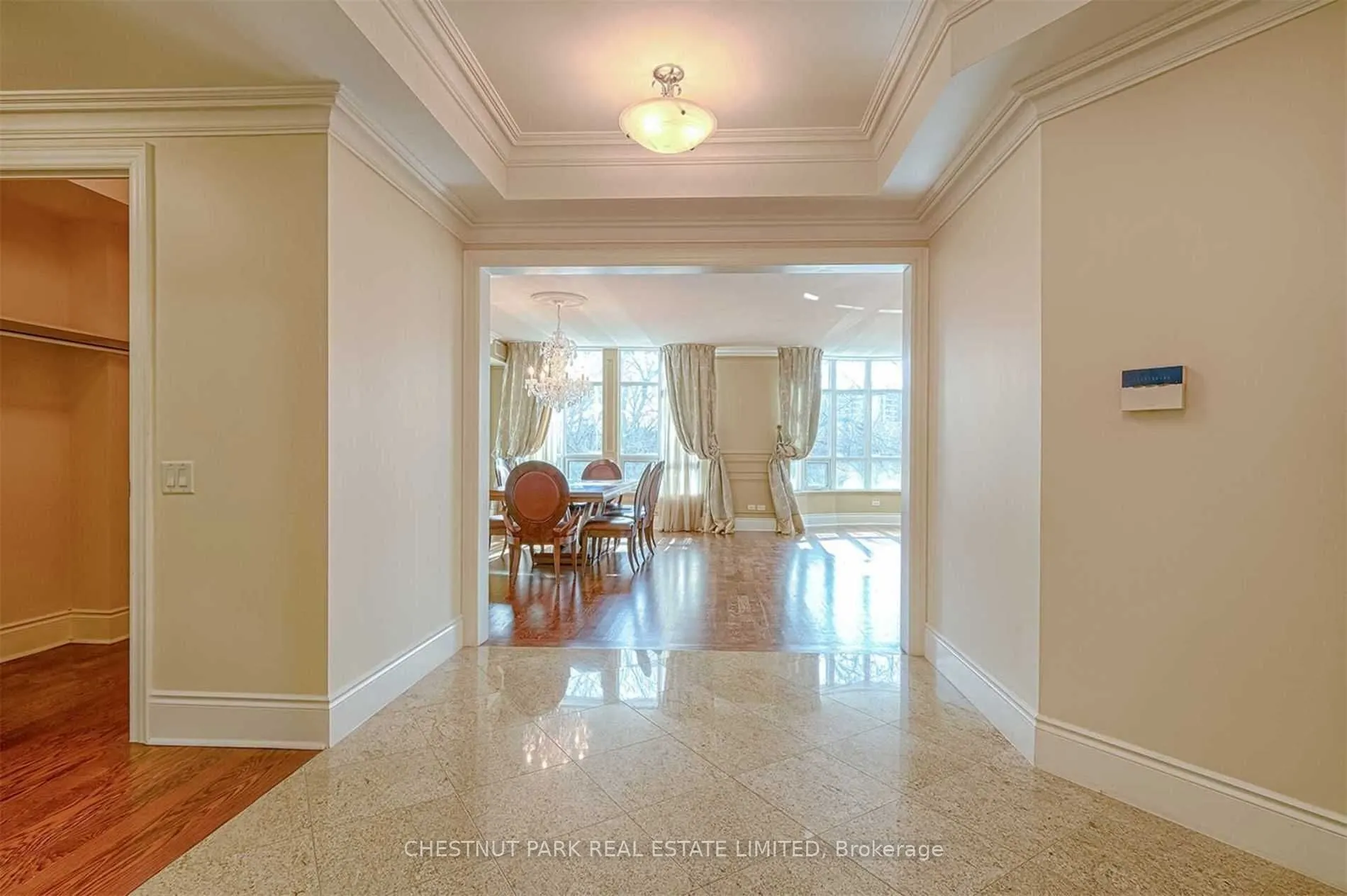 7071 Bayview Avenue, #212