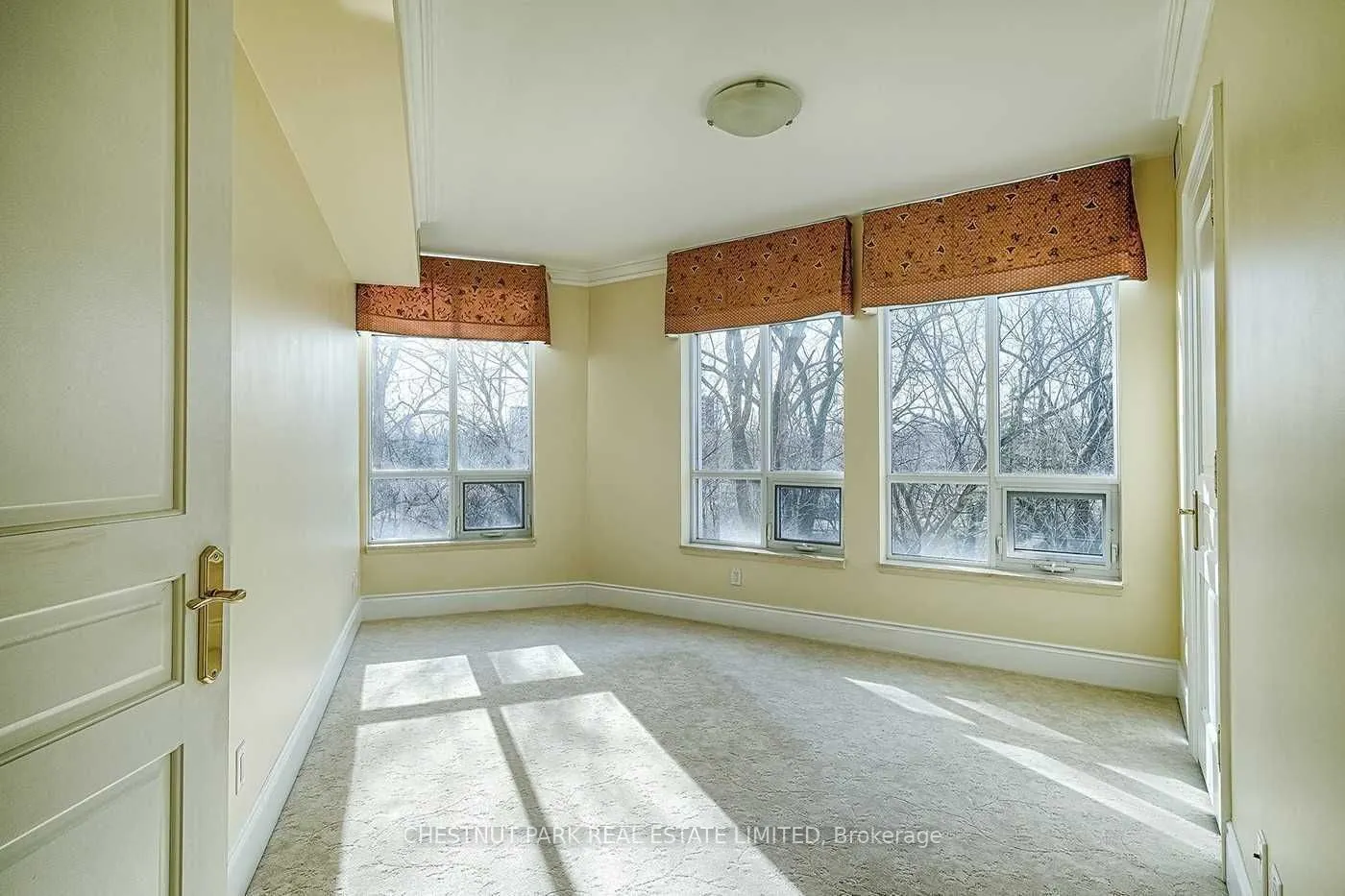7071 Bayview Avenue, #212