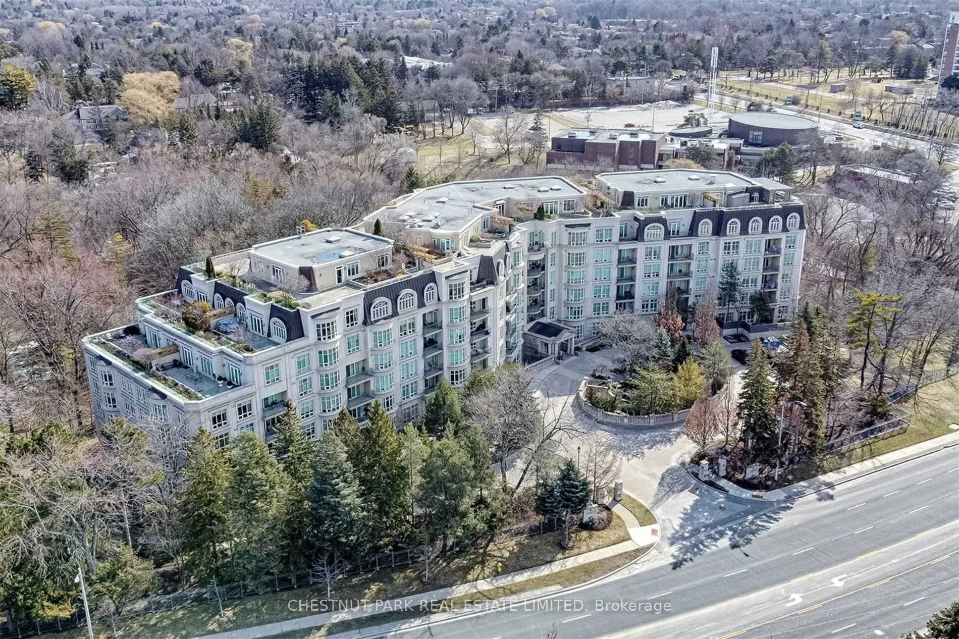 7071 Bayview Avenue, #212