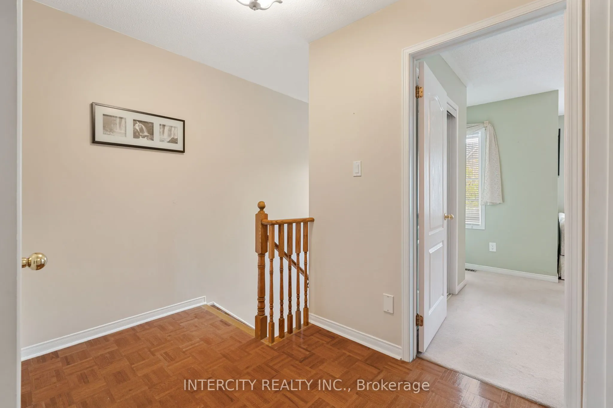 15 Pottery Place, #17