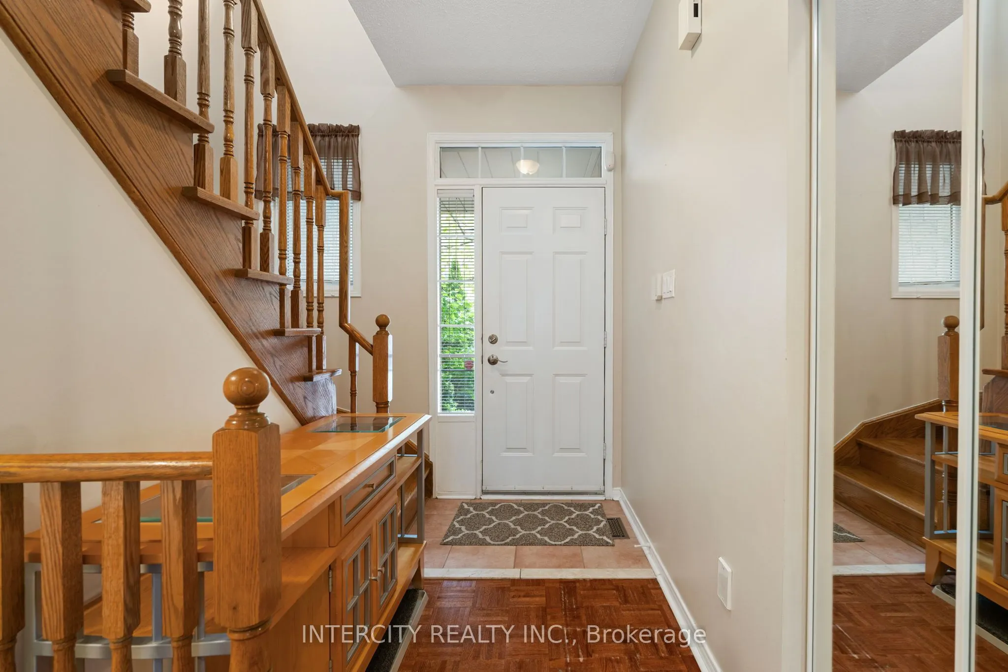 15 Pottery Place, #17