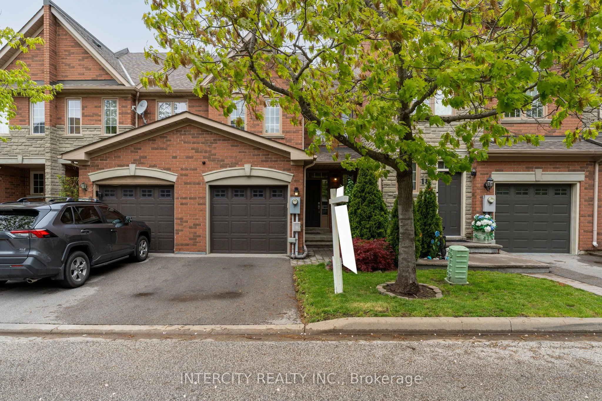15 Pottery Place, #17