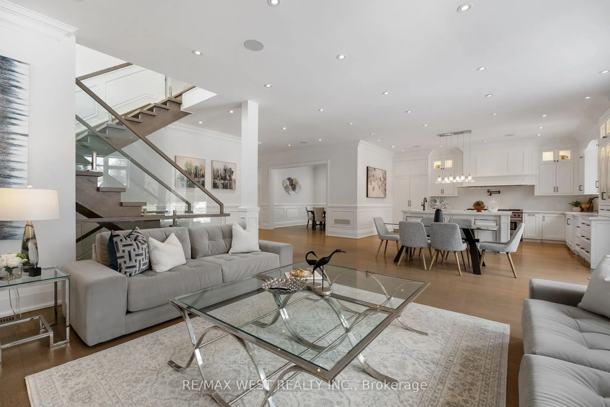 336 Pine Trees Court