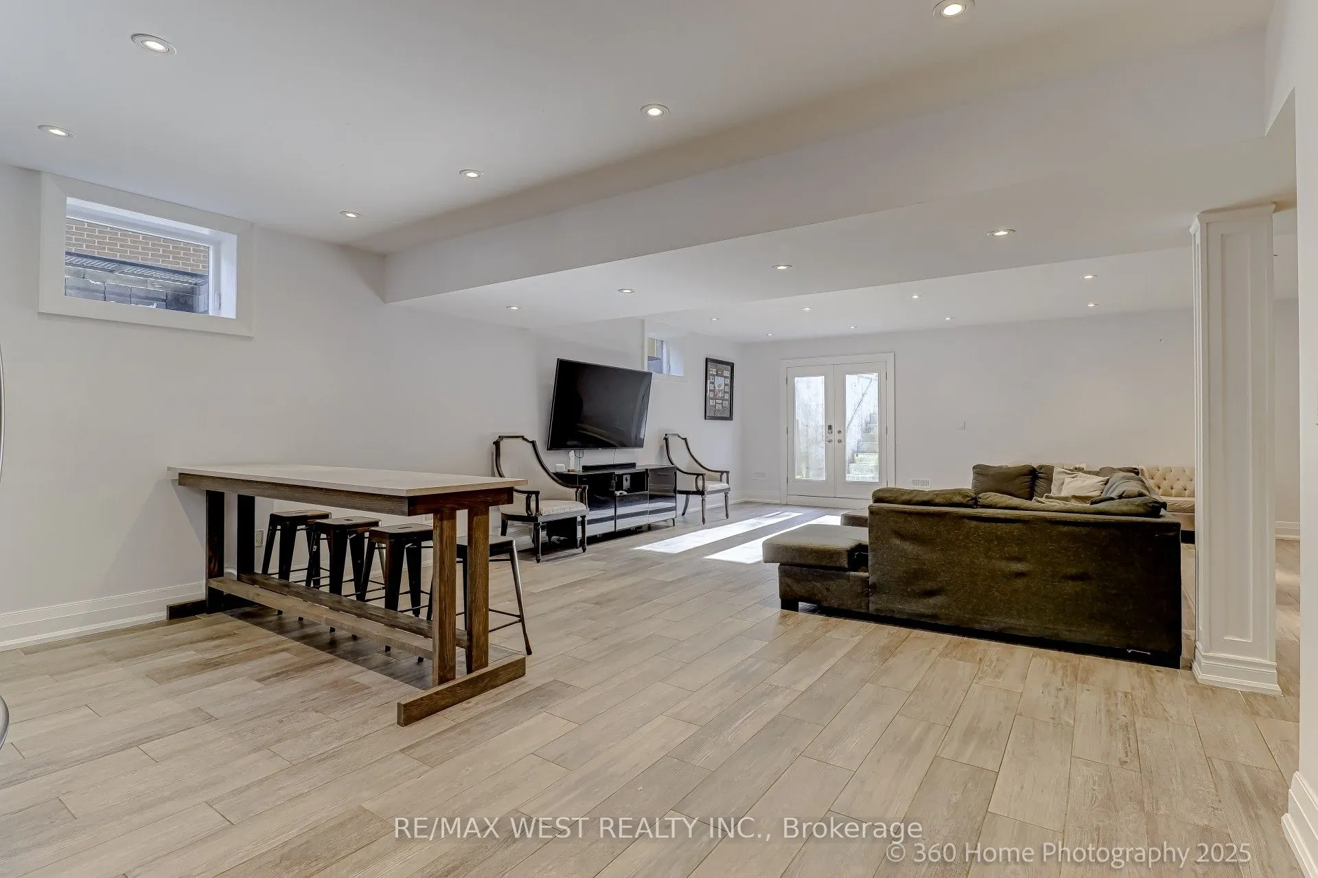 336 Pine Trees Court