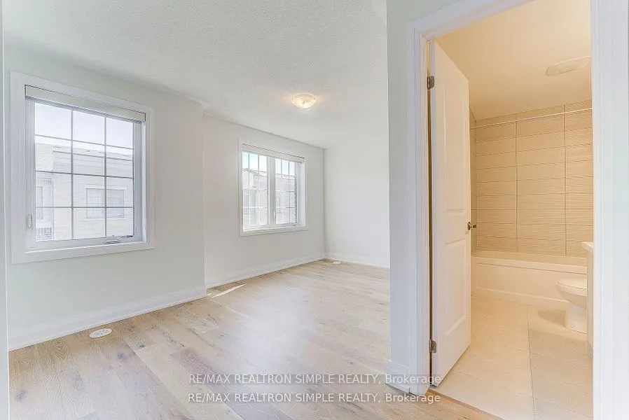 20 Maybank Lane