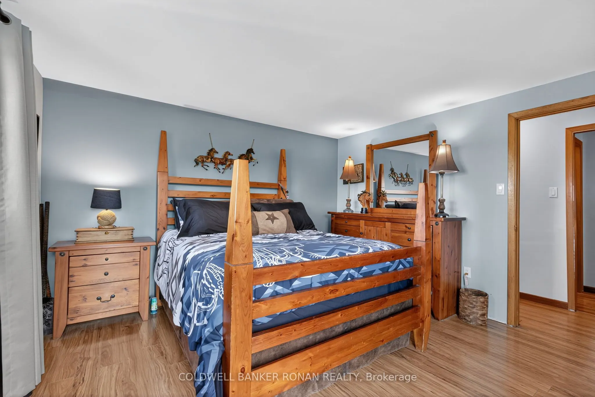 4582 concession Road 5