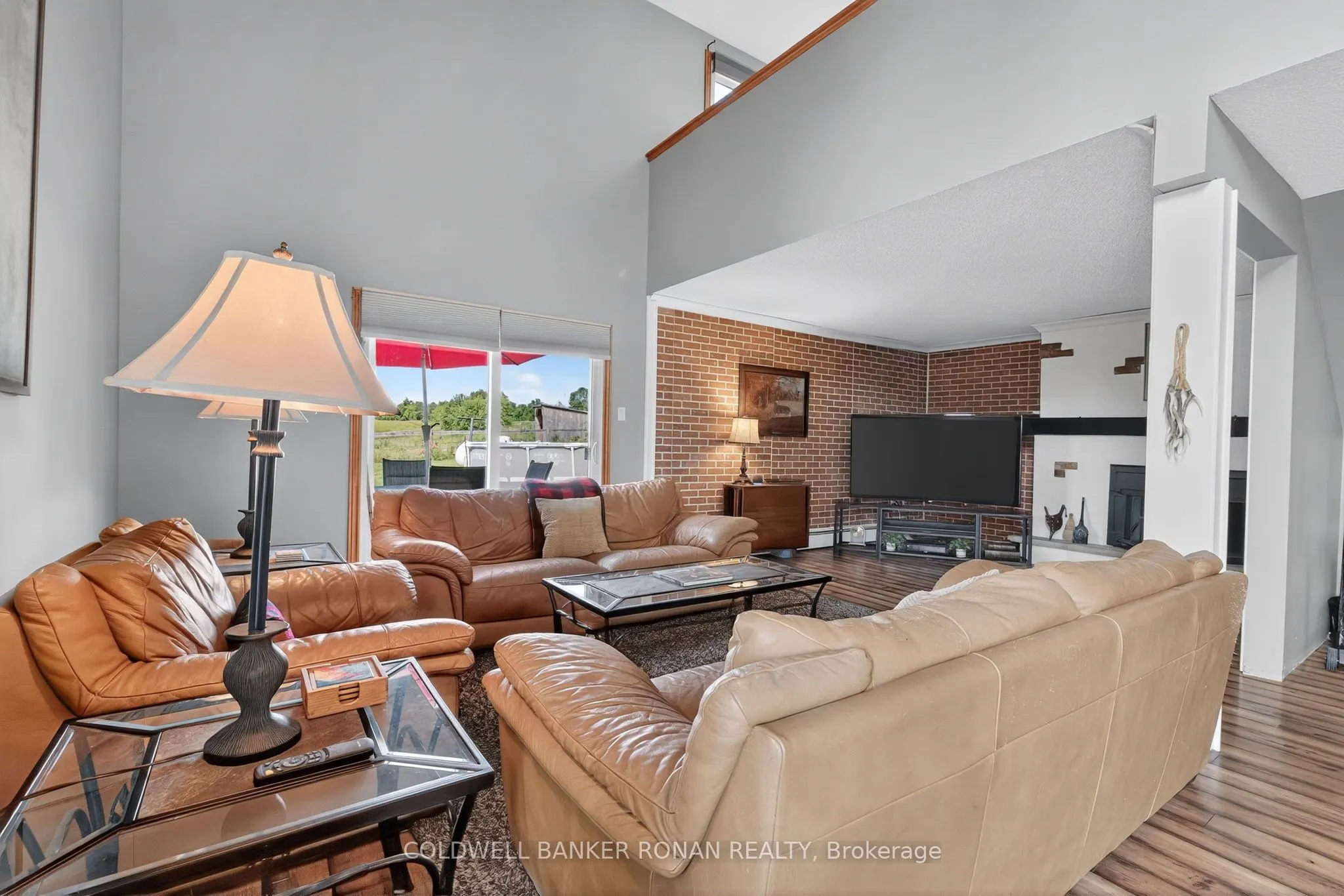 4582 concession Road 5