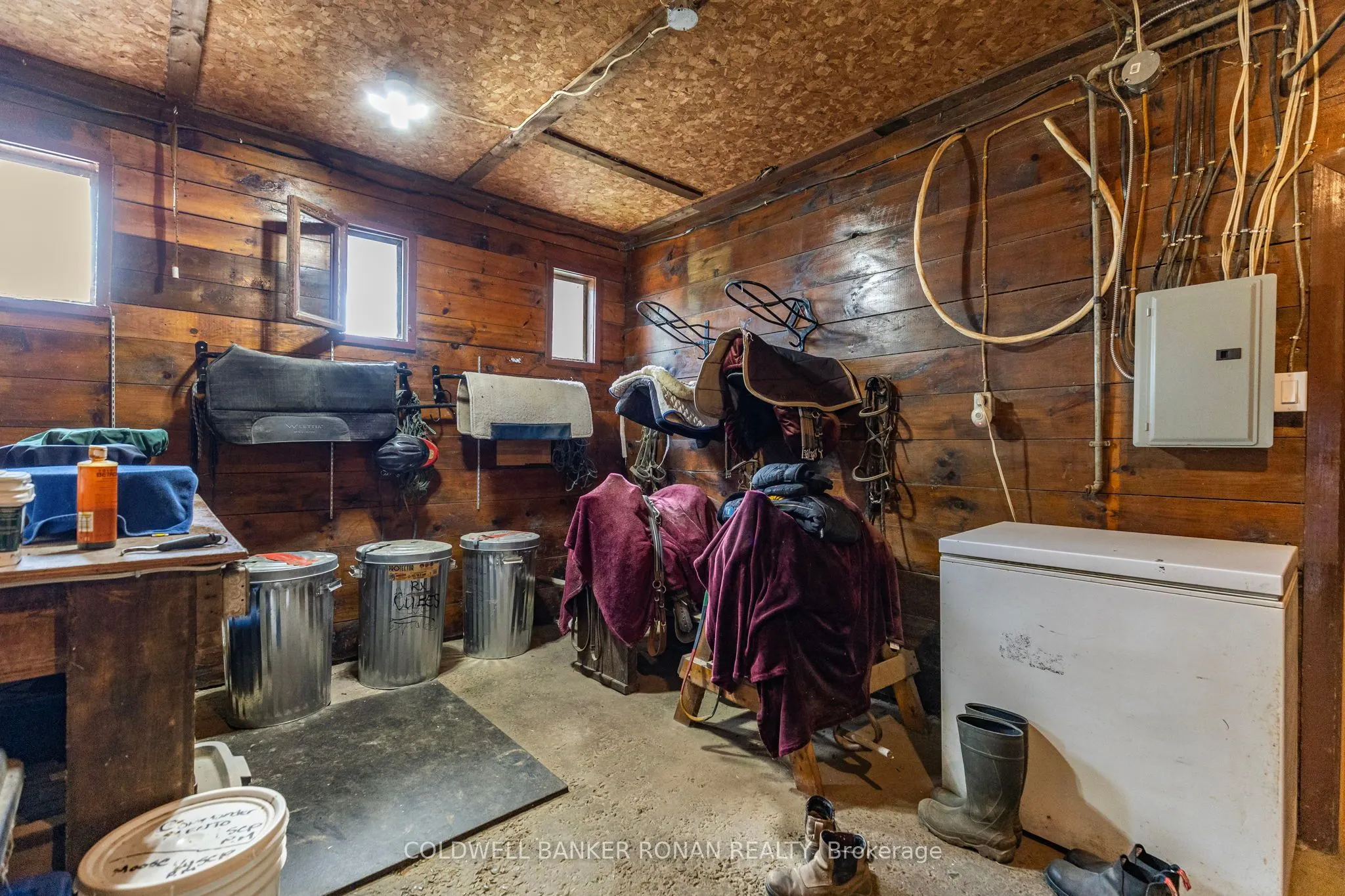 4582 concession Road 5