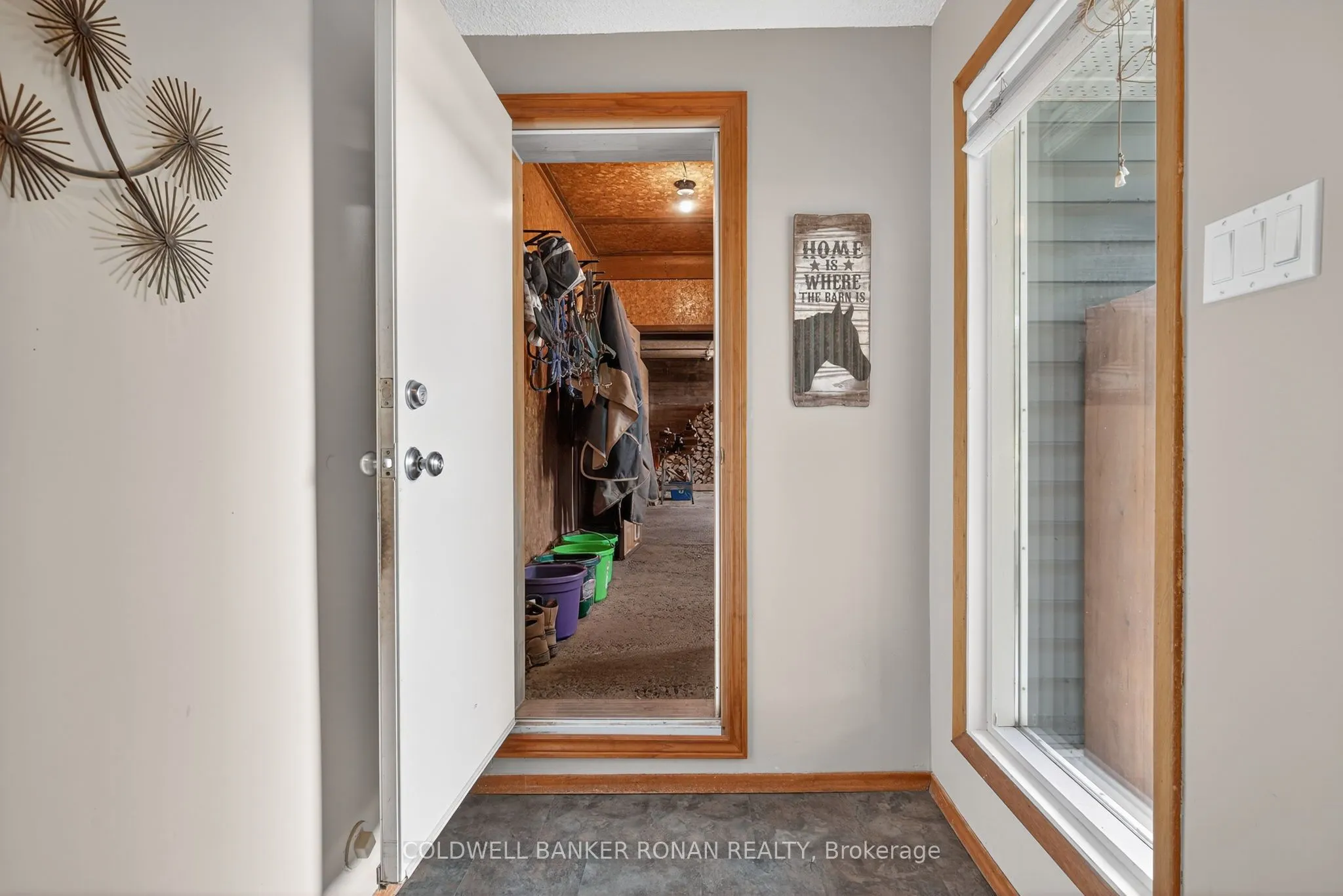 4582 concession Road 5