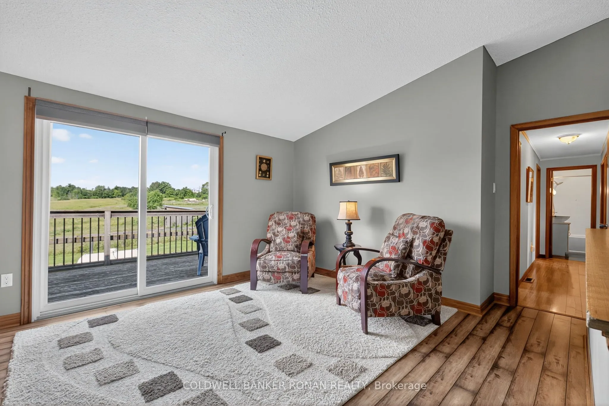 4582 concession Road 5