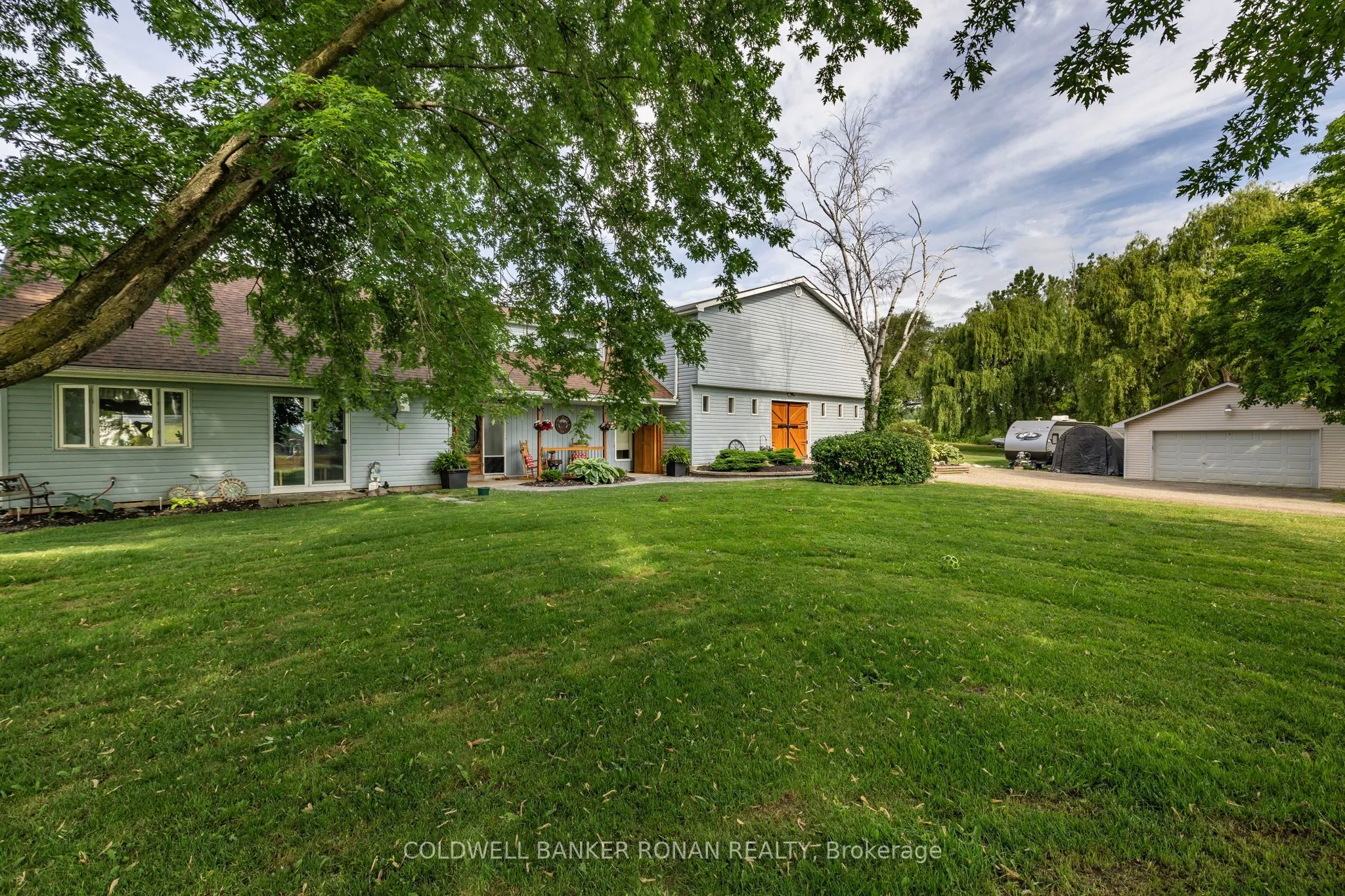 4582 concession Road 5